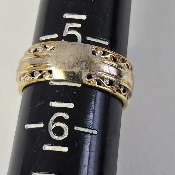 Sterling Silver 925 Intricate Green and Gold Ring with Emerald Cluster - Picture 2 of 7